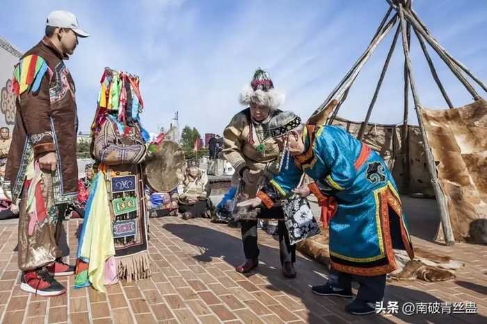 泪奔！东北人数最少战斗民族现身哈尔滨，网友：活该他们高考加分